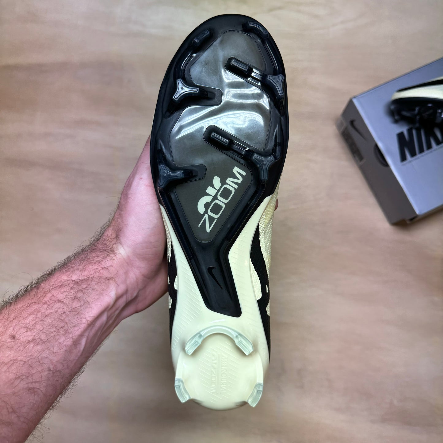 Mercurial Zoom Vapor 15 Elite FG sz.10 by Nike