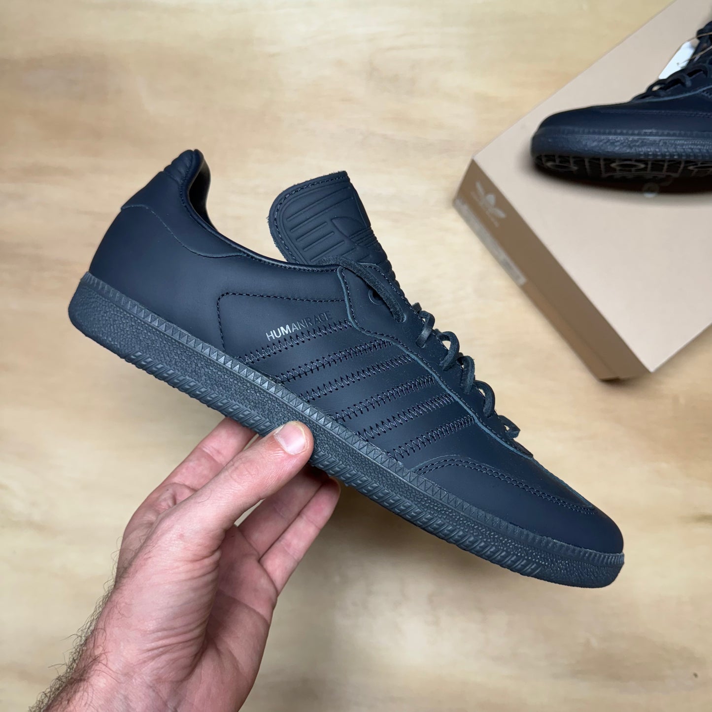 Samba Humanrace Sz.11 by Adidas