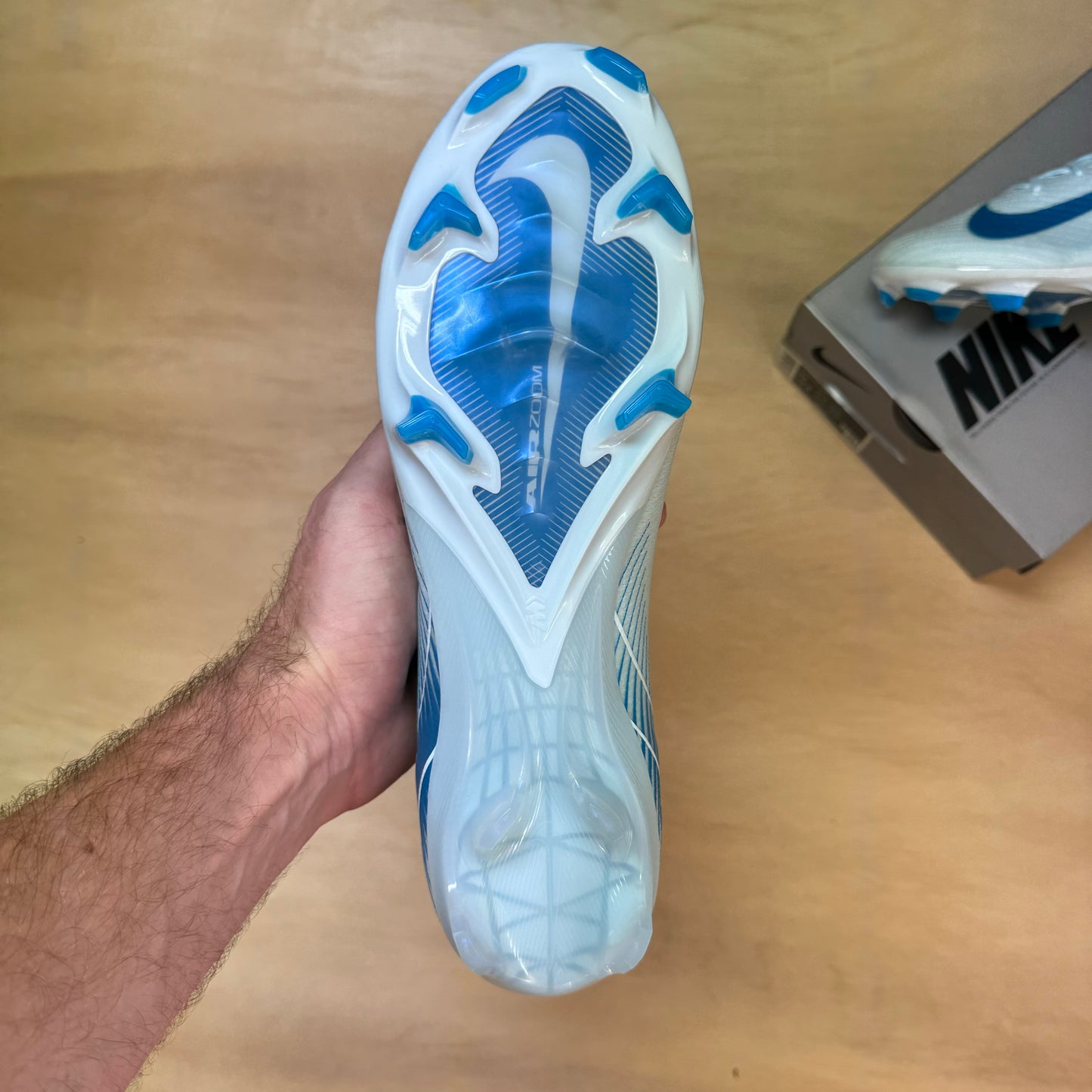 Mercurial Zoom Vapor 16 Elite FG sz.11 by Nike