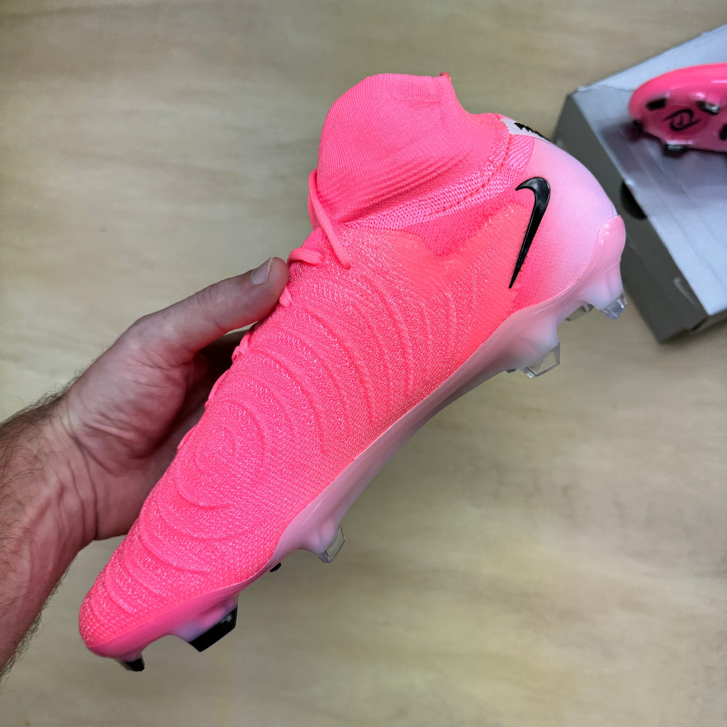 Phantom Luna II Elite FG sz.10.5 by Nike