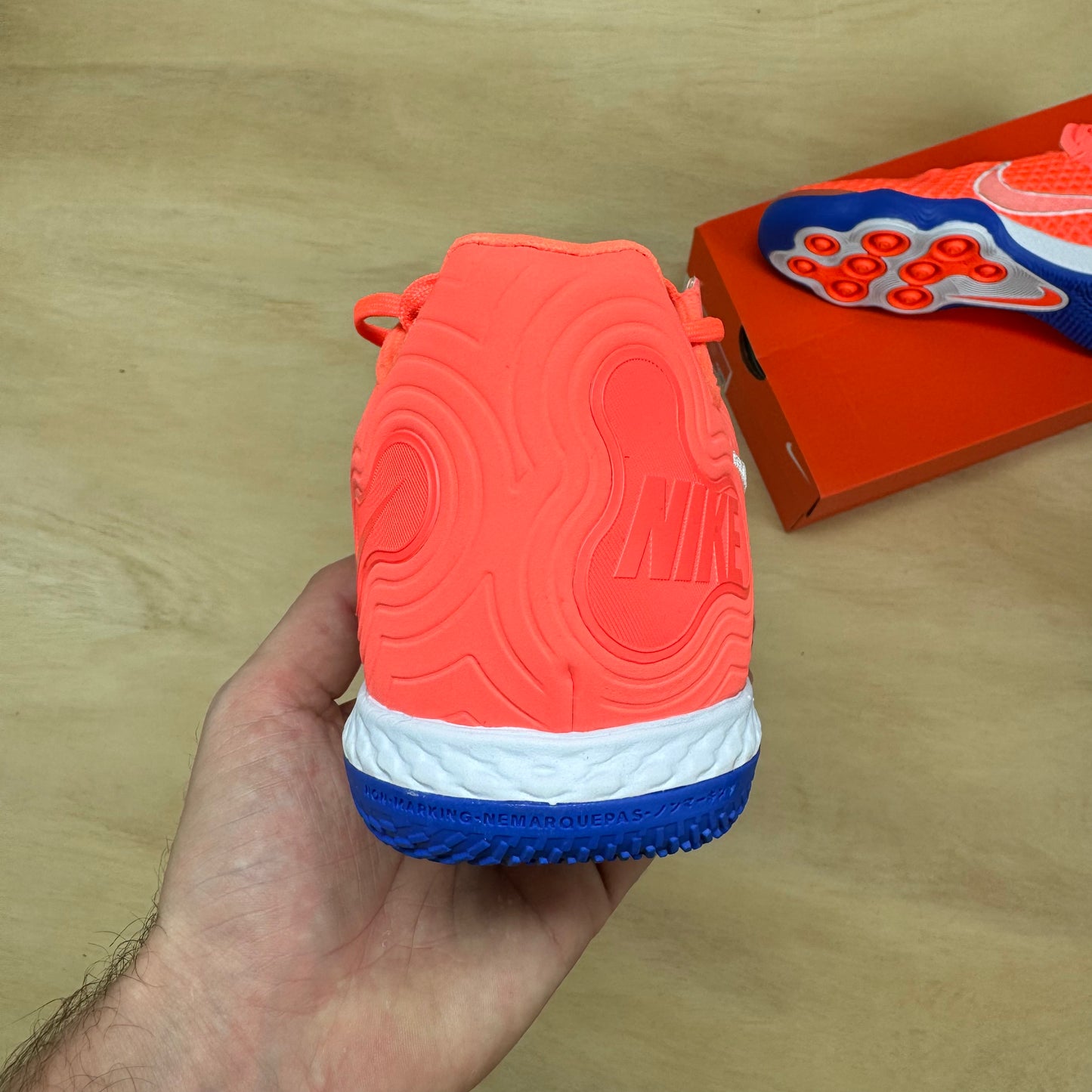 Reactgato sz.9.5 by Nike