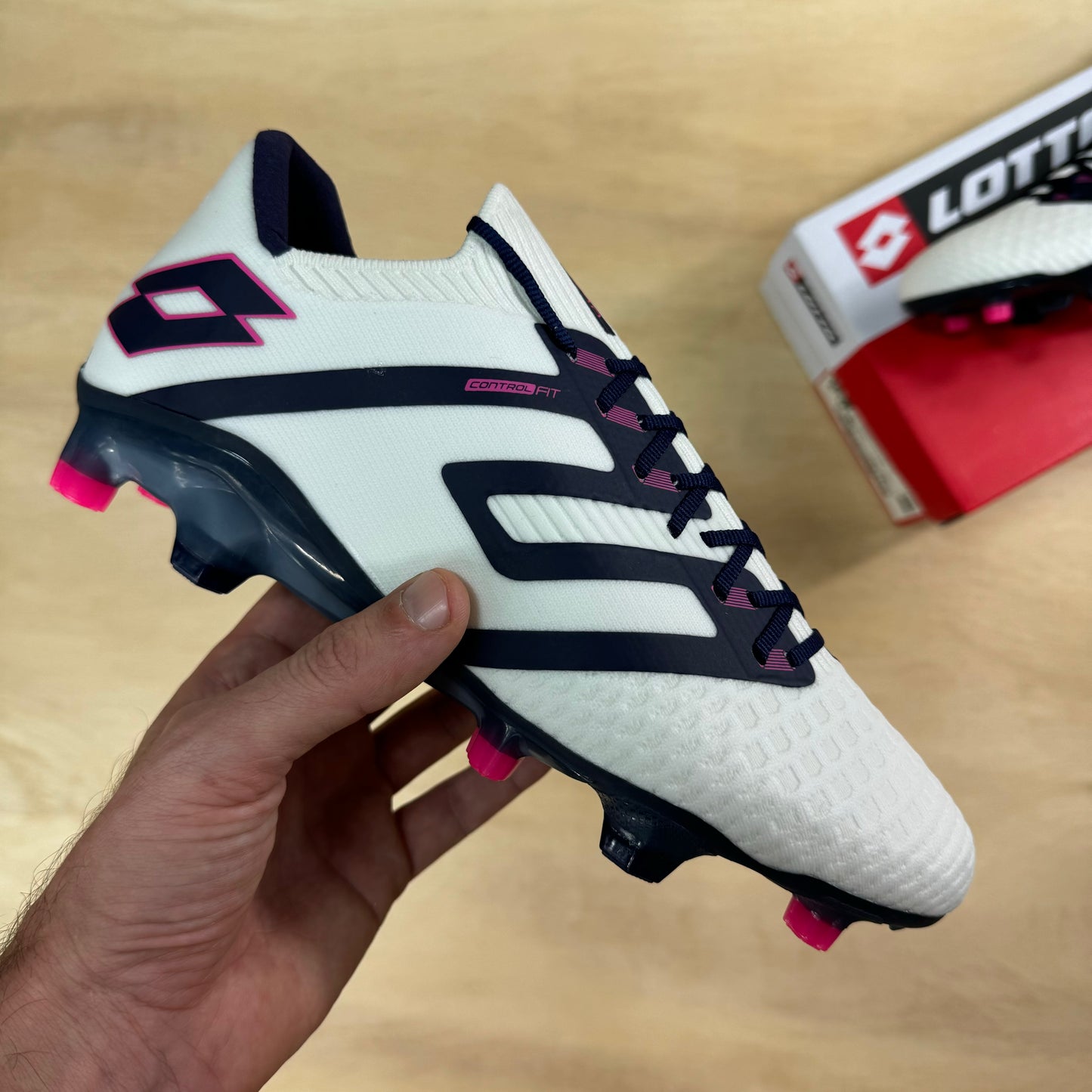 Maestro 100 IV FG sz.7.5 by Lotto