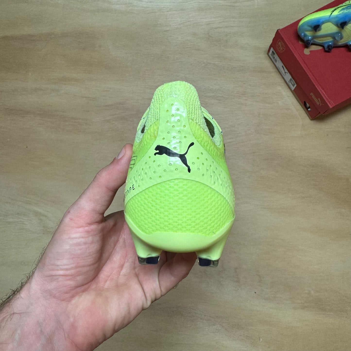 Ultra Ultimate FG/AG sz.9.5 by Puma