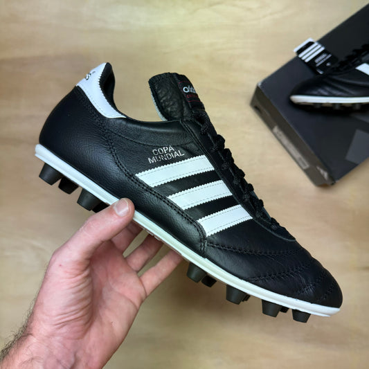 Copa Mundial FG sz.10.5 by Adidas