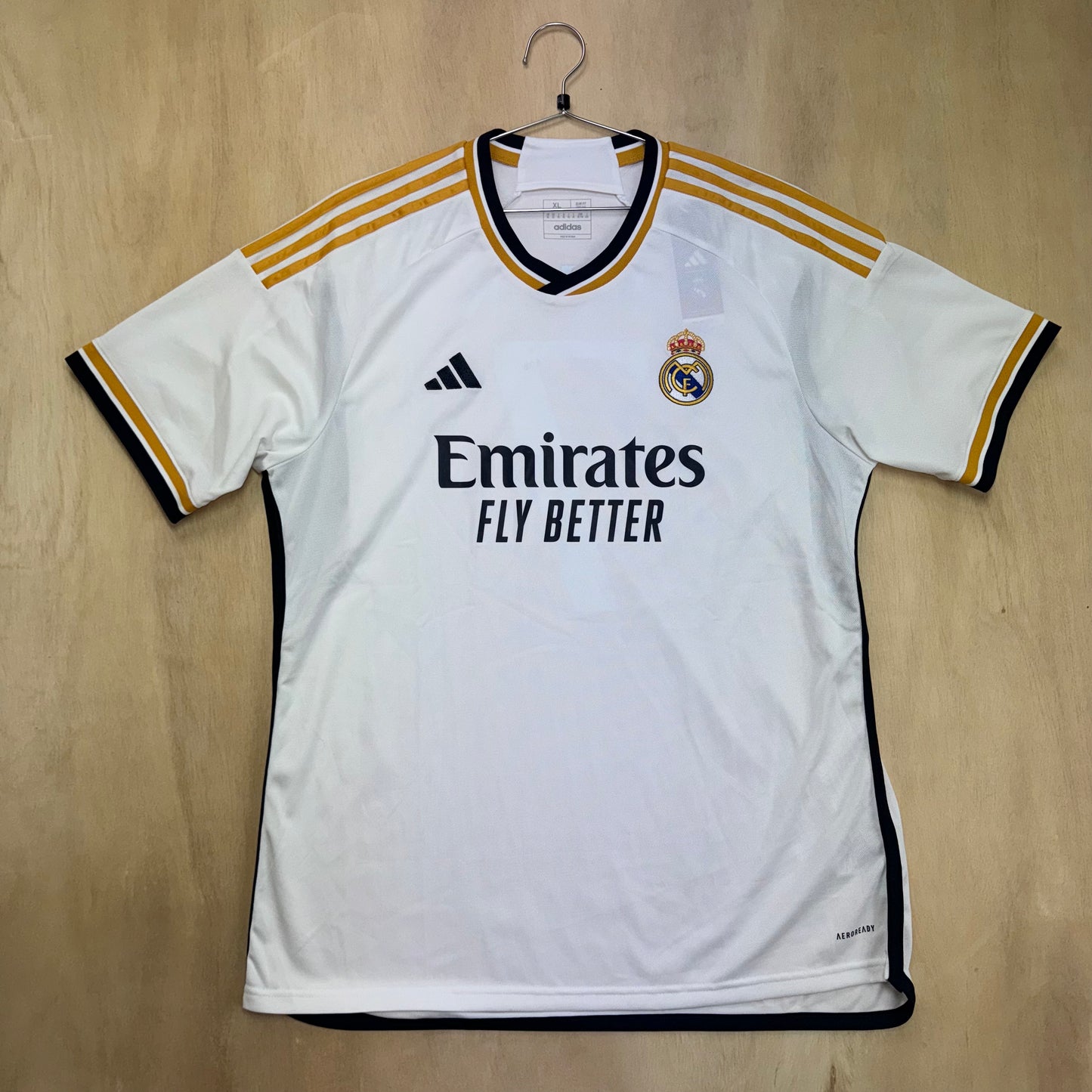 Real Madrid Vinicius Jr. 23/24 Home Jersey XL by Adidas