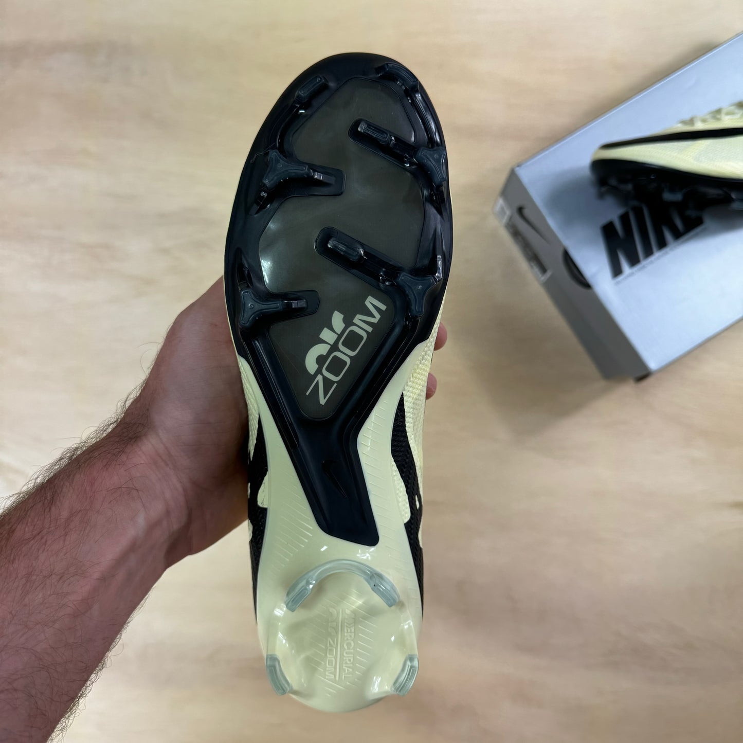 Mercurial Zoom Vapor 15 Elite FG sz.8 by Nike
