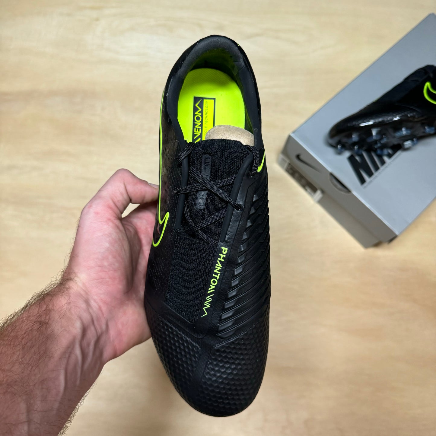 Phantom Venom Elite FG sz.8 by Nike